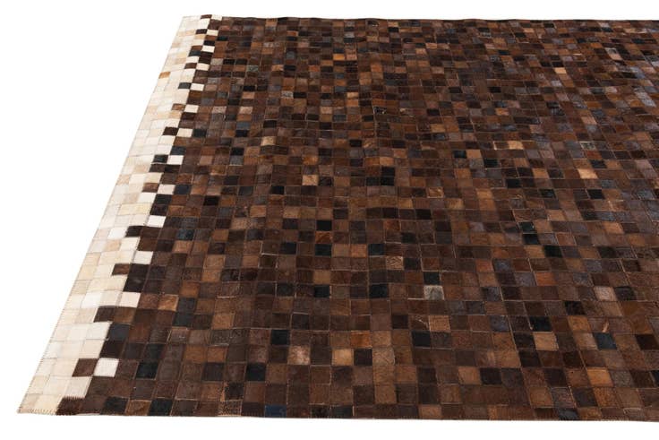Detail image of 5' x 8' 1 Cowhide Stocks Rug
