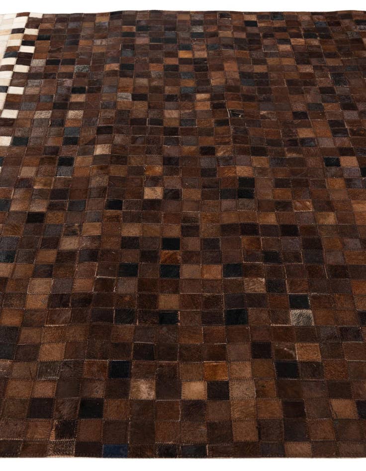 Detail image of 5' x 8' 1 Cowhide Stocks Rug