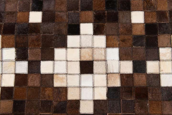 5' 2 x 8' Cowhide Stocks Rug