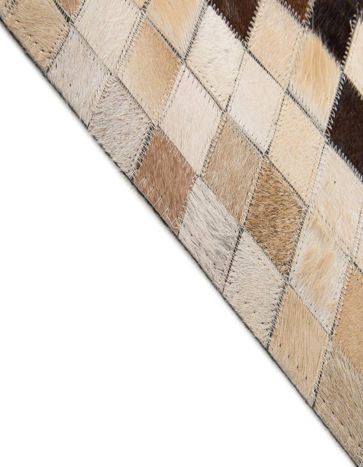 Detail image of 5' 1 x 8' 2 Cowhide Stocks Rug