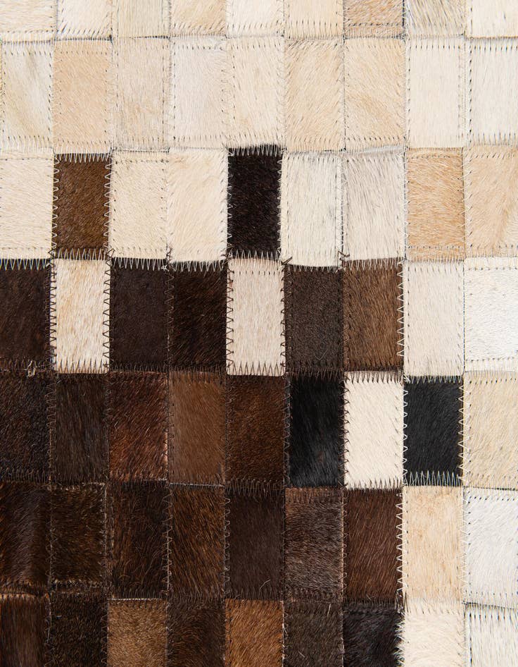 Detail image of 5' 1 x 7' 11 Cowhide Stocks Rug