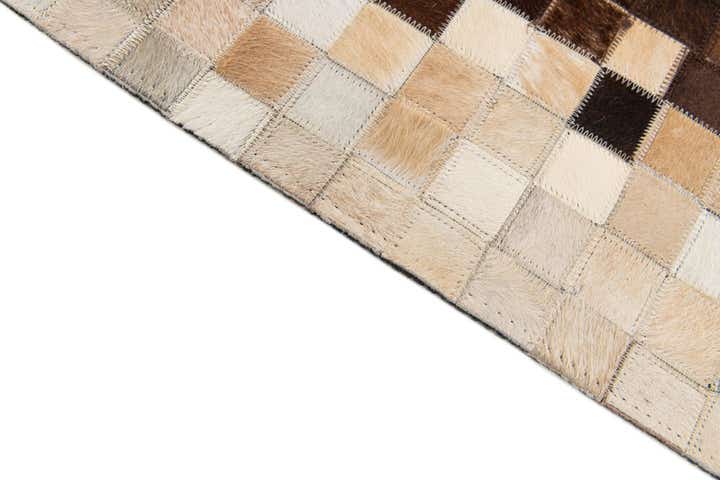 5' 1 x 8' Cowhide Stocks Rug