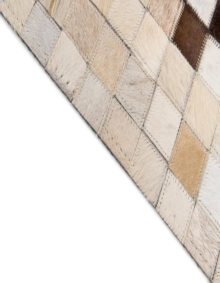 Detail image of 5' x 8' Cowhide Stocks Rug