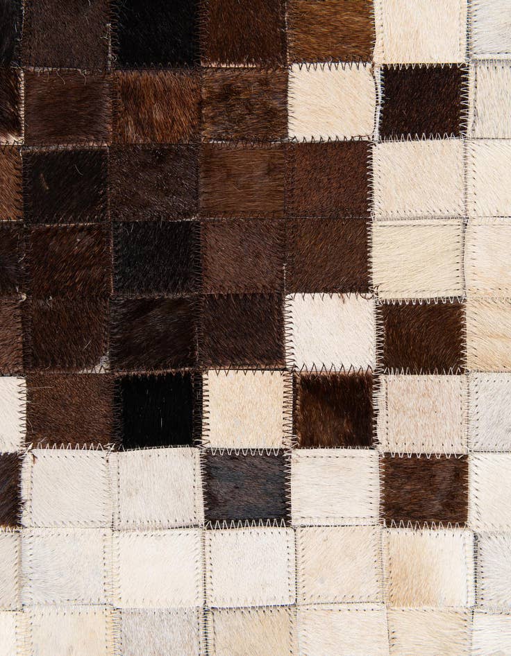 Detail image of 5' 1 x 7' 11 Cowhide Stocks Rug