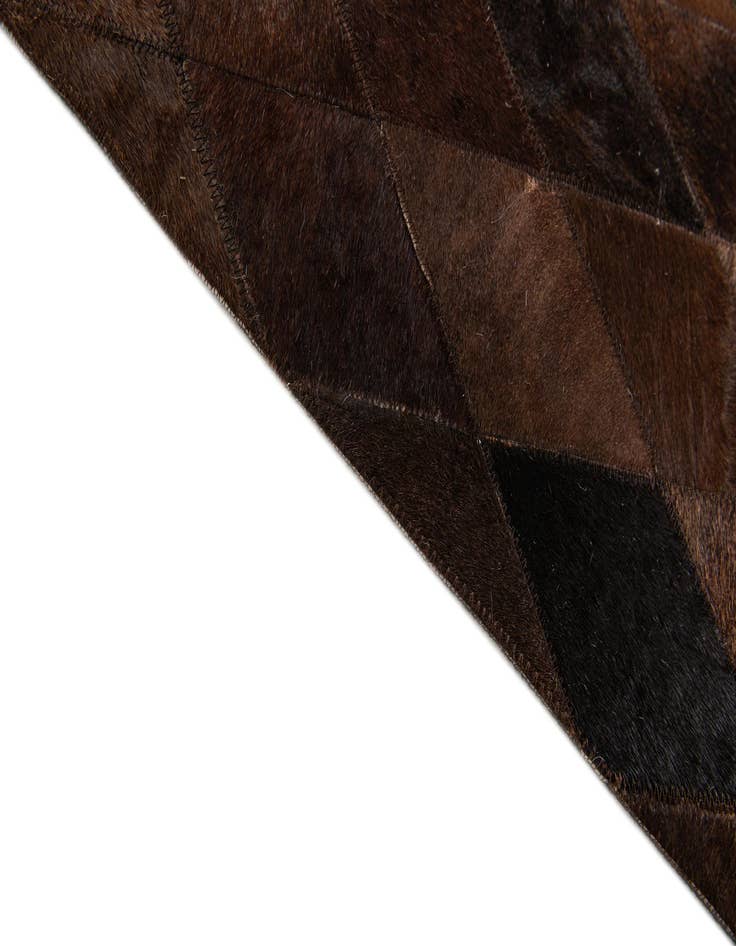 Detail image of 5' 7 x 7' 11 Cowhide Stocks Rug