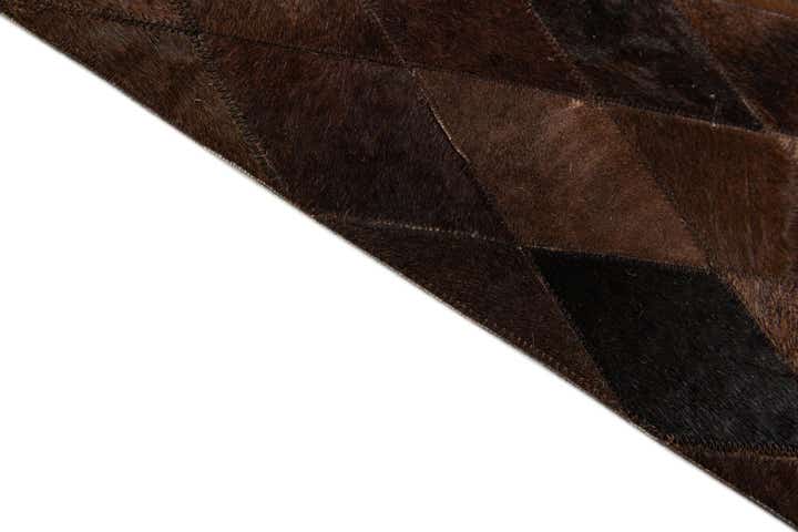 5' 7 x 7' 11 Cowhide Stocks Rug
