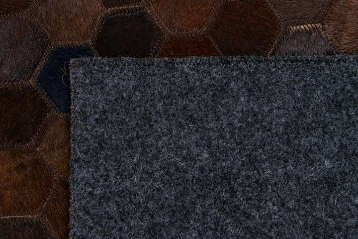 5' x 8' Cowhide Stocks Rug