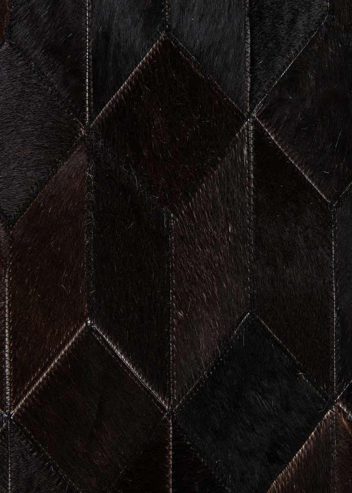 5' 2 x 8' Cowhide Stocks Rug