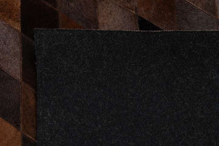 5' 2 x 7' 11 Cowhide Stocks Rug