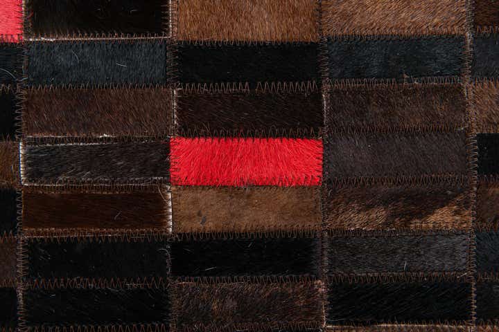 5' x 8' Cowhide Stocks Rug