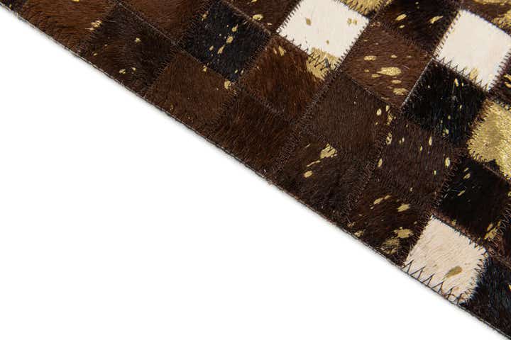 5' x 8' Cowhide Stocks Rug