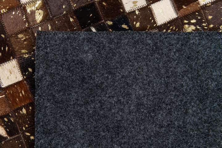 5' x 8' Cowhide Stocks Rug