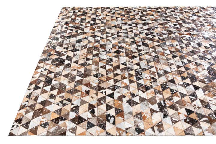 8' 1 x 10' Cowhide Stocks Rug