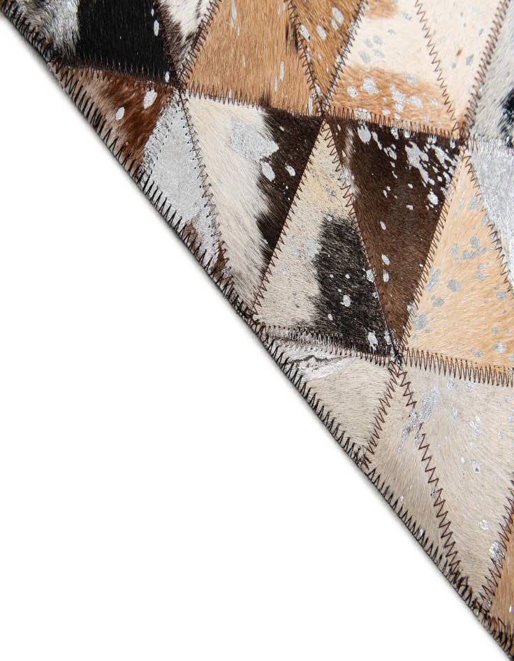 Detail image of 8' 1 x 10' Cowhide Stocks Rug