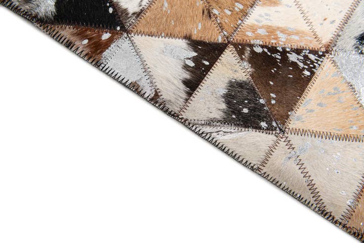 Detail image of 8' 1 x 10' Cowhide Stocks Rug