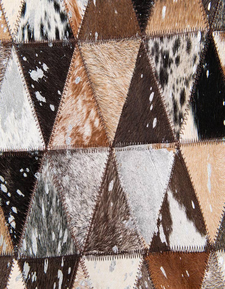 Detail image of 8' 1 x 10' Cowhide Stocks Rug