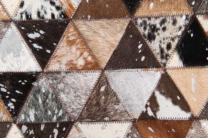 8' 1 x 10' Cowhide Stocks Rug