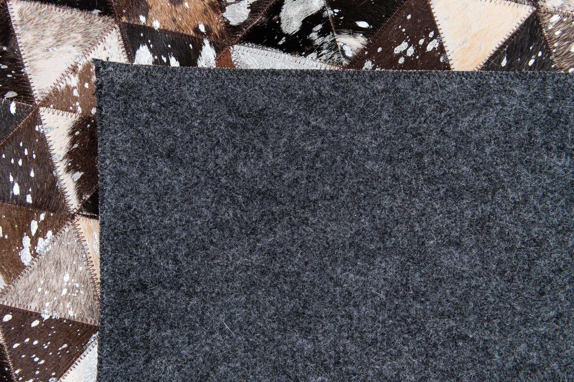 8' 1 x 10' Cowhide Stocks Rug