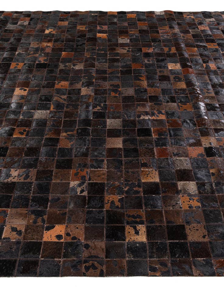 Detail image of 8' 1 x 10' Cowhide Stocks Rug