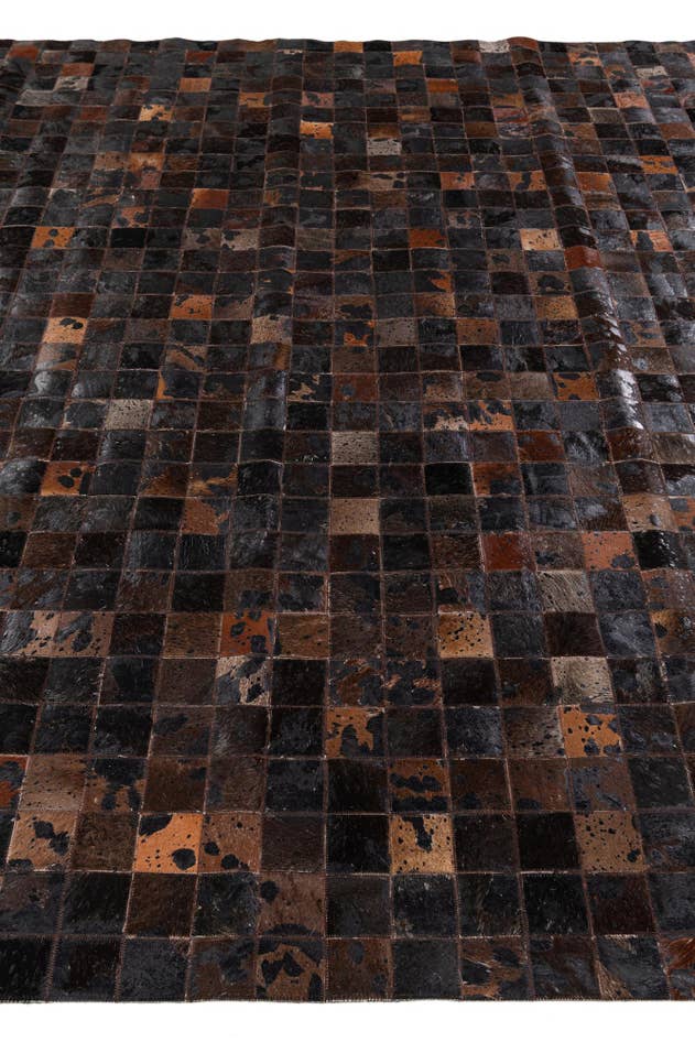 Detail image of 8' 1 x 10' Cowhide Stocks Rug
