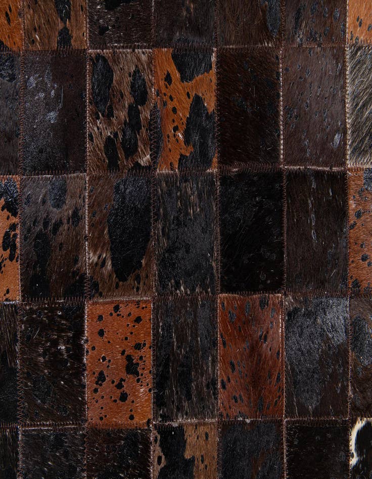 Detail image of 8' 1 x 10' Cowhide Stocks Rug