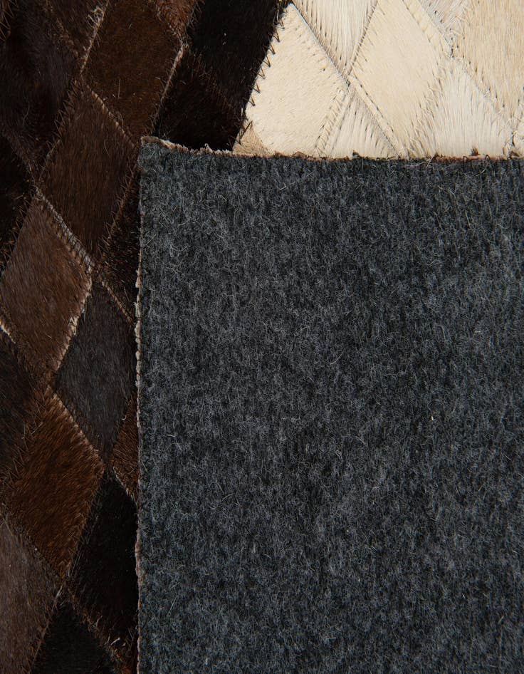 Detail image of 8' 1 x 10' Cowhide Stocks Rug