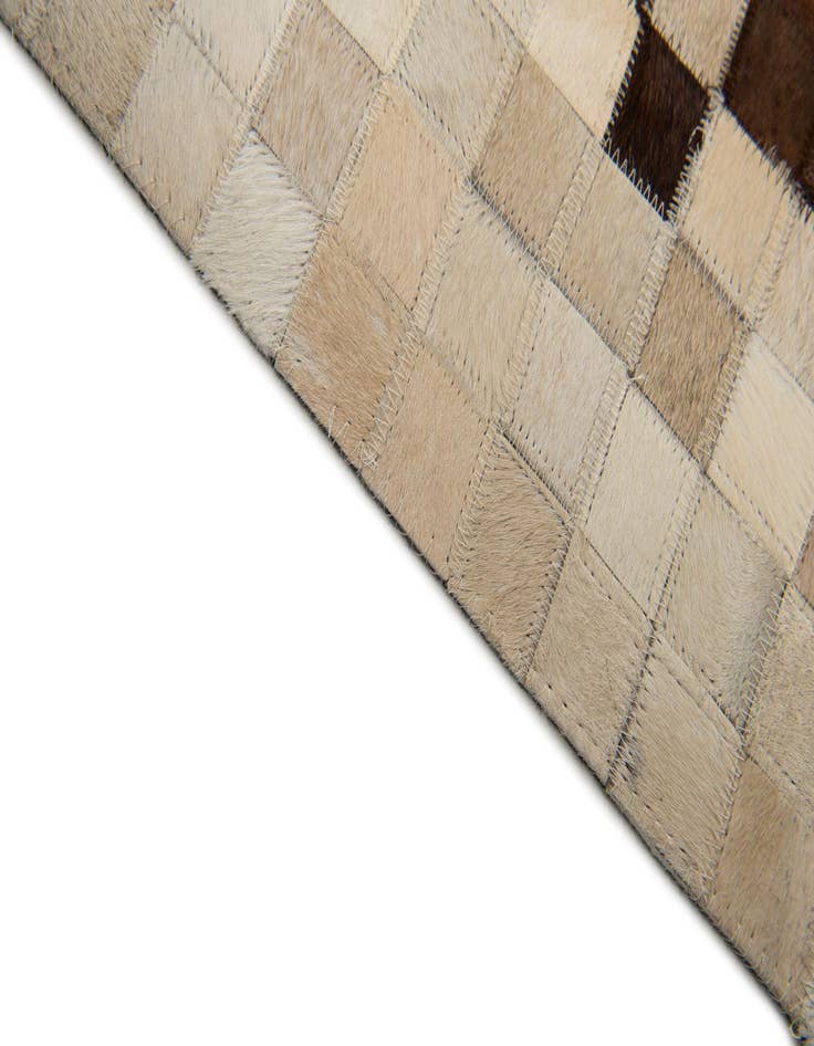 Detail image of 8' x 9' 9 Cowhide Stocks Rug