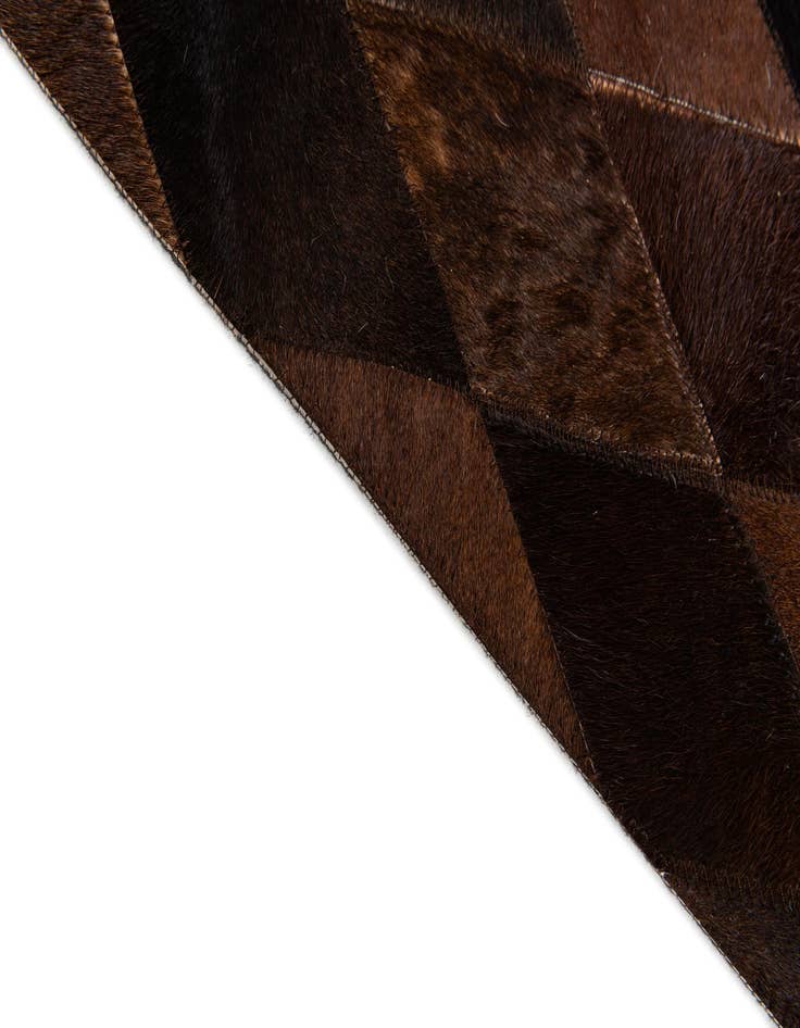 Detail image of 5' 8 x 7' 11 Cowhide Stocks Rug