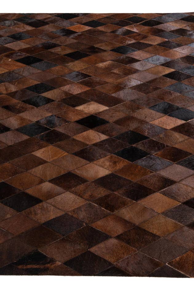Detail image of 5' 8 x 7' 11 Cowhide Stocks Rug