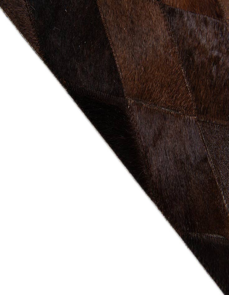 Detail image of 5' 8 x 7' 11 Cowhide Stocks Rug