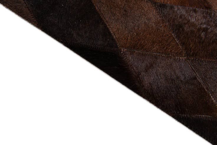 Detail image of 5' 8 x 7' 11 Cowhide Stocks Rug
