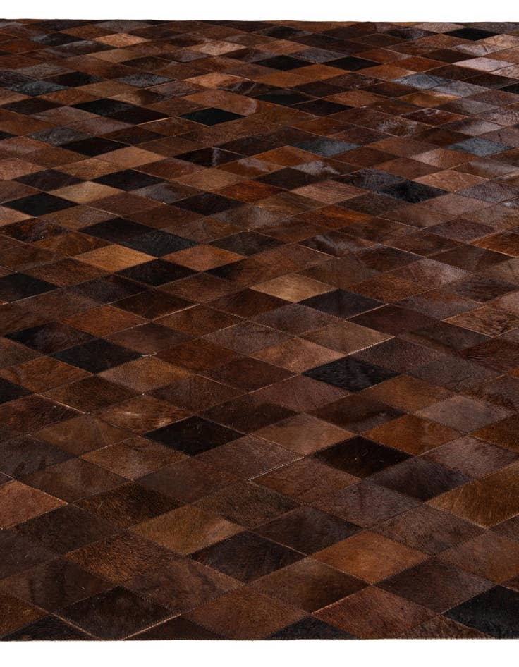 Detail image of 6' 7 x 9' 10 Cowhide Stocks Rug