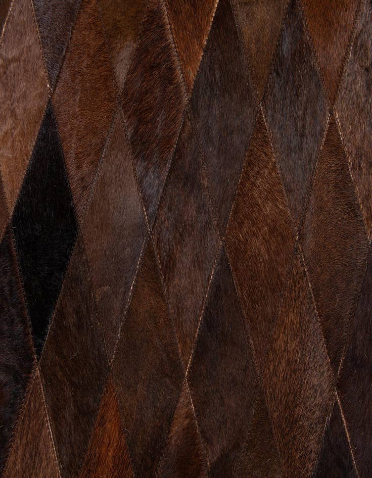 Detail image of 6' 7 x 9' 10 Cowhide Stocks Rug