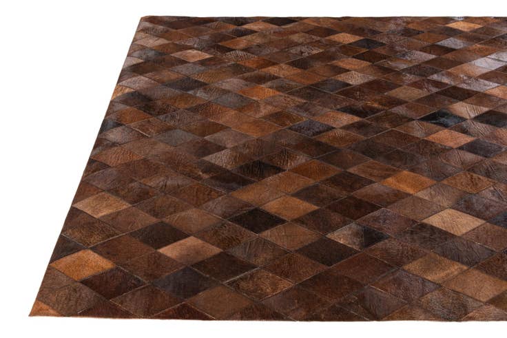 Detail image of 4' 8 x 6' 6 Cowhide Stocks Rug