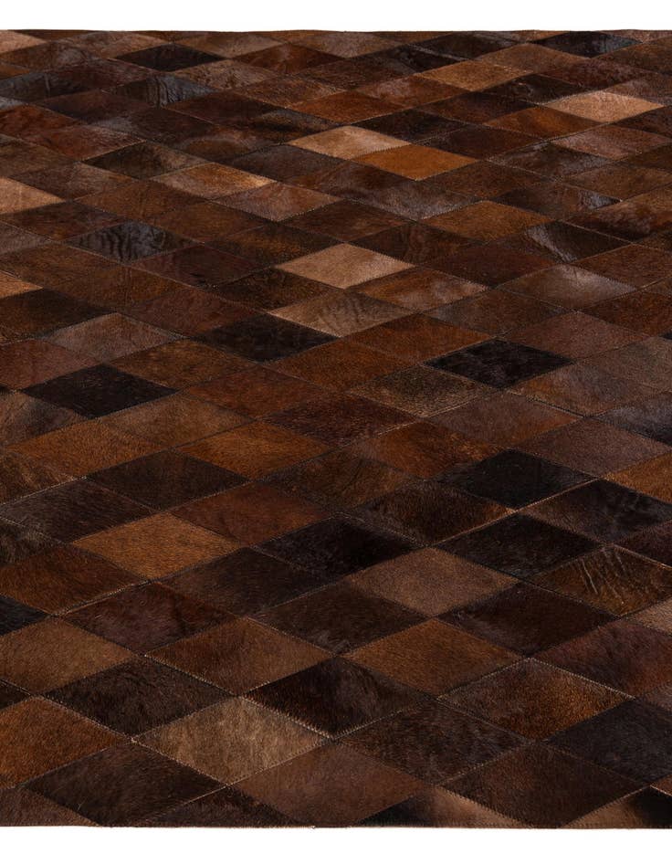 Detail image of 4' 8 x 6' 7 Cowhide Stocks Rug
