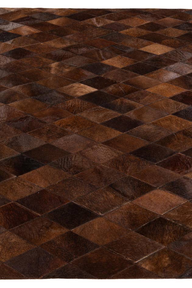 Detail image of 4' 7 x 6' 6 Cowhide Stocks Rug
