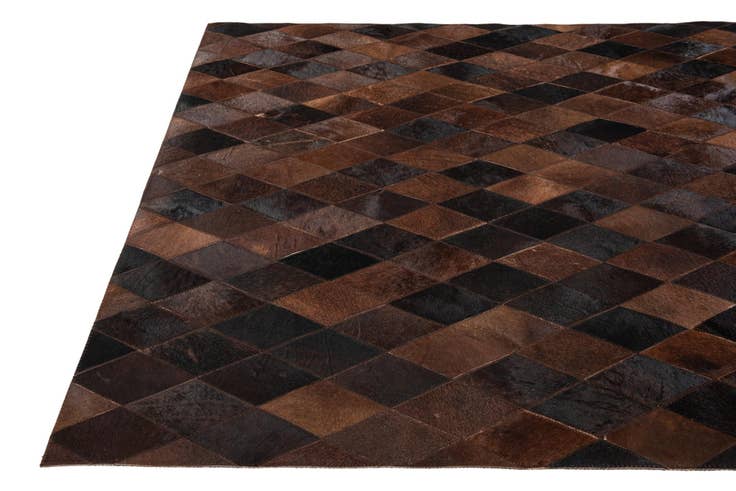 Detail image of 4' 1 x 5' 10 Cowhide Stocks Rug