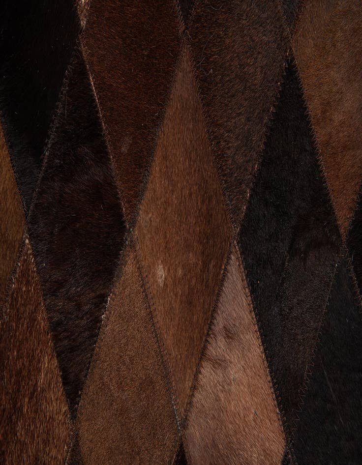 Detail image of 4' 1 x 5' 10 Cowhide Stocks Rug