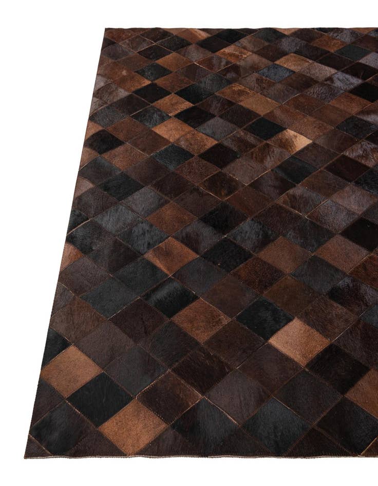 Detail image of 4' 1 x 5' 9 Cowhide Stocks Rug