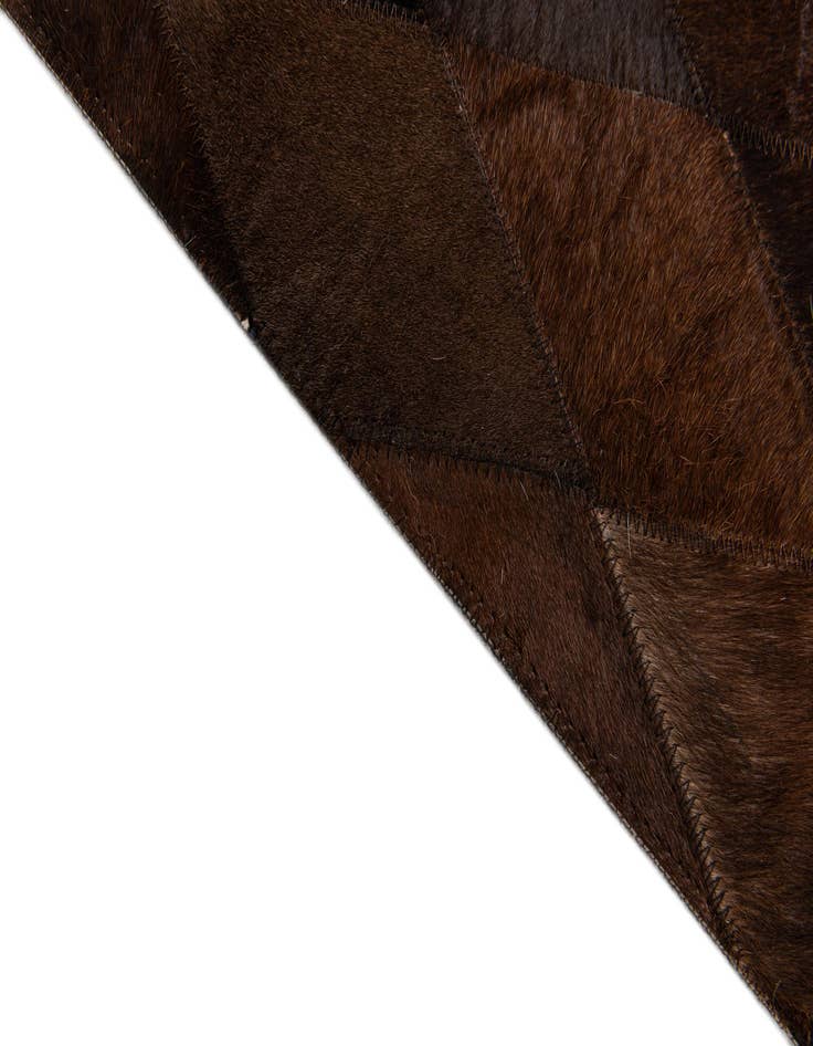Detail image of 4' 1 x 5' 10 Cowhide Stocks Rug
