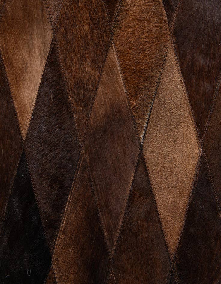 Detail image of 4' 1 x 5' 10 Cowhide Stocks Rug