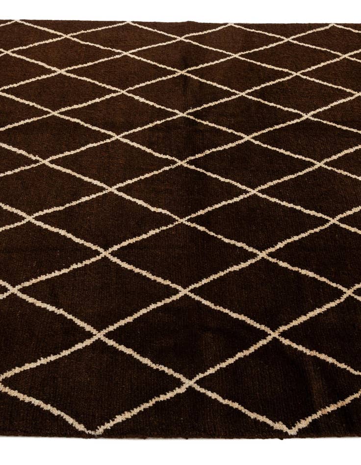 Detail image of 5' 6 x 7' 10  Hand Knotted Darya Wool Rug