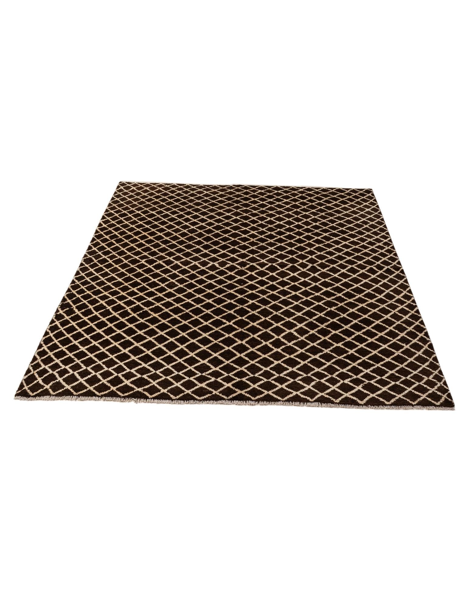 5' 8 x 7' 8 Hand Knotted Darya Wool Rug