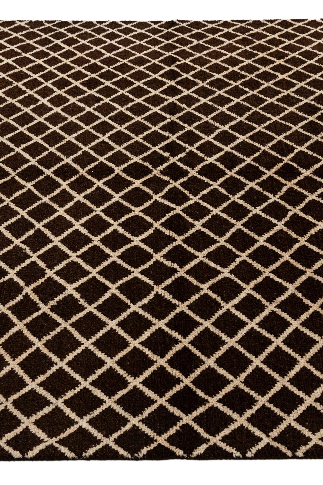 5' 8 x 7' 8 Hand Knotted Darya Wool Rug