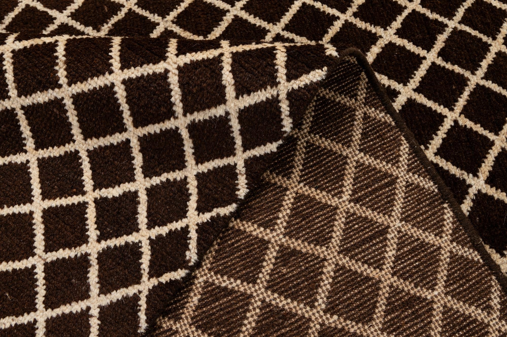 5' 8 x 7' 8 Hand Knotted Darya Wool Rug