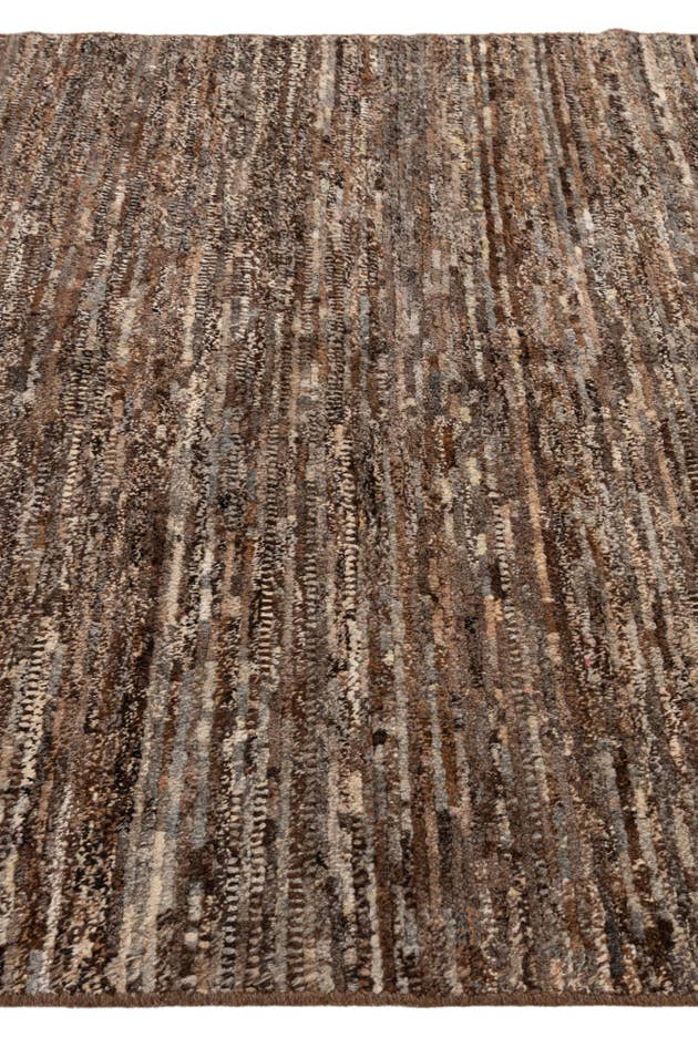 Detail image of 5' 11 x 7' 9 Hand Knotted Darya Wool Rug