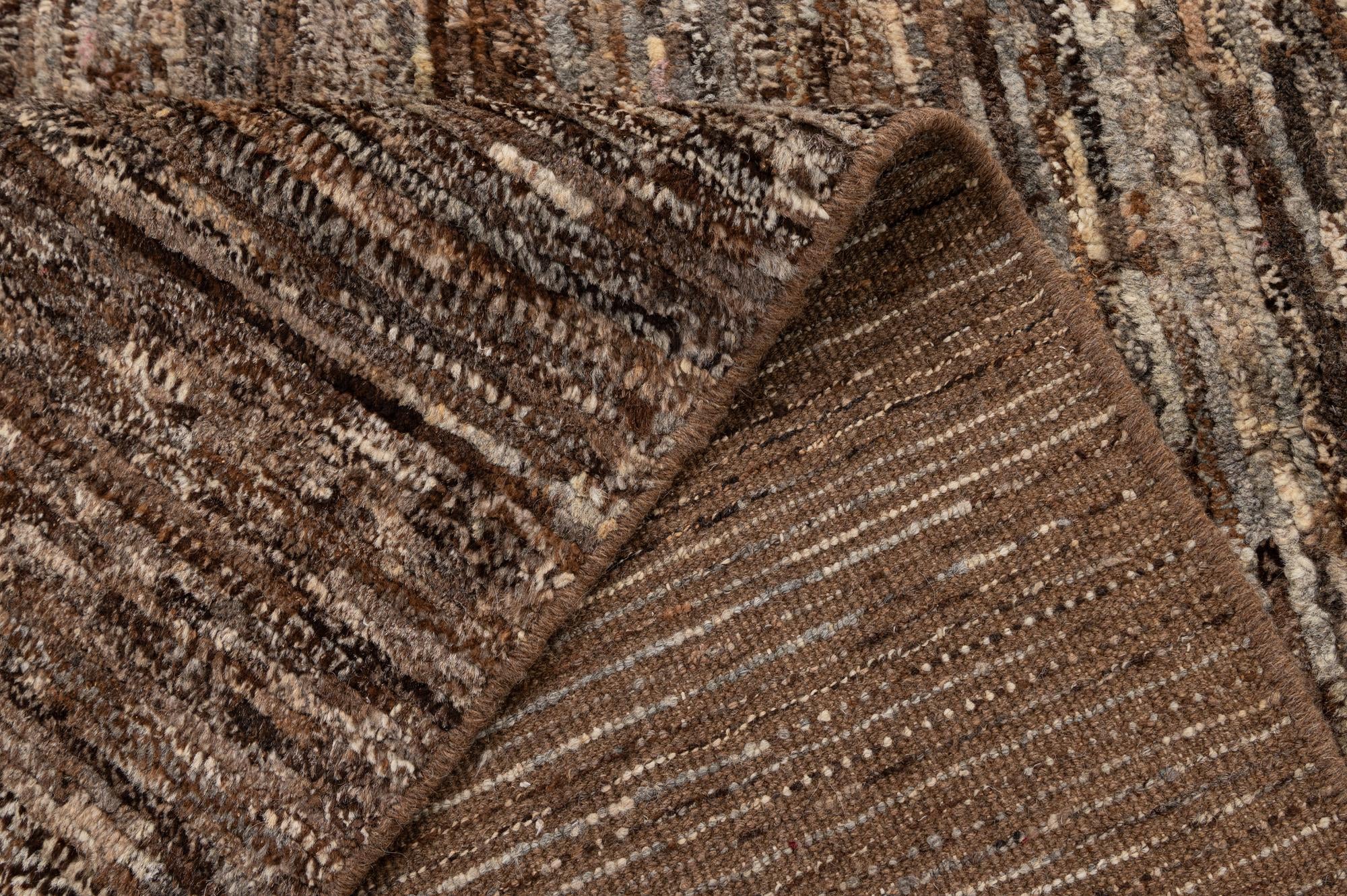 5' 11 x 7' 9 Hand Knotted Darya Wool Rug