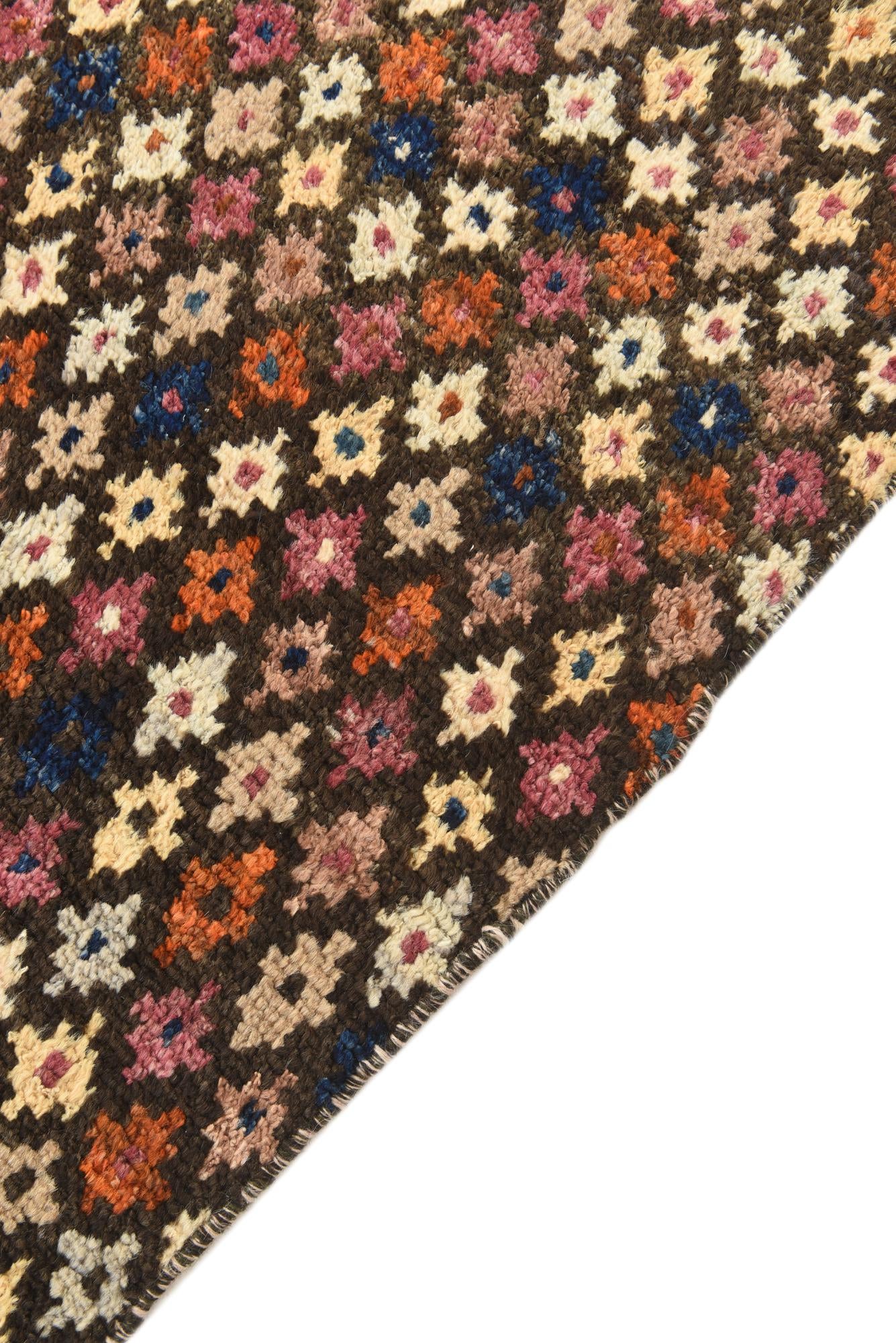 4' x 6' 3 Hand Knotted Darya Wool Rug
