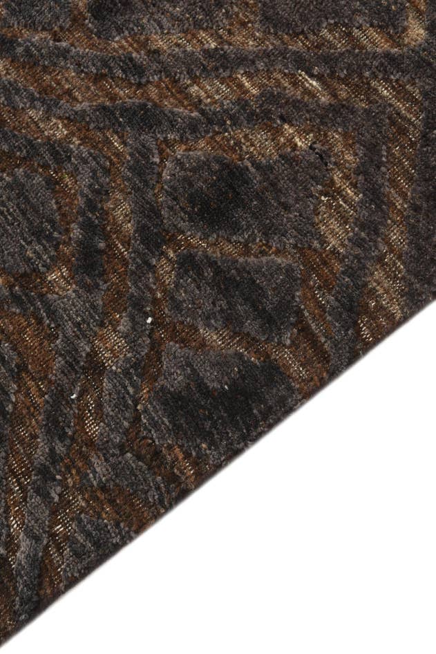Detail image of 250cm x 310cm Hand Knotted Darya Wool Rug