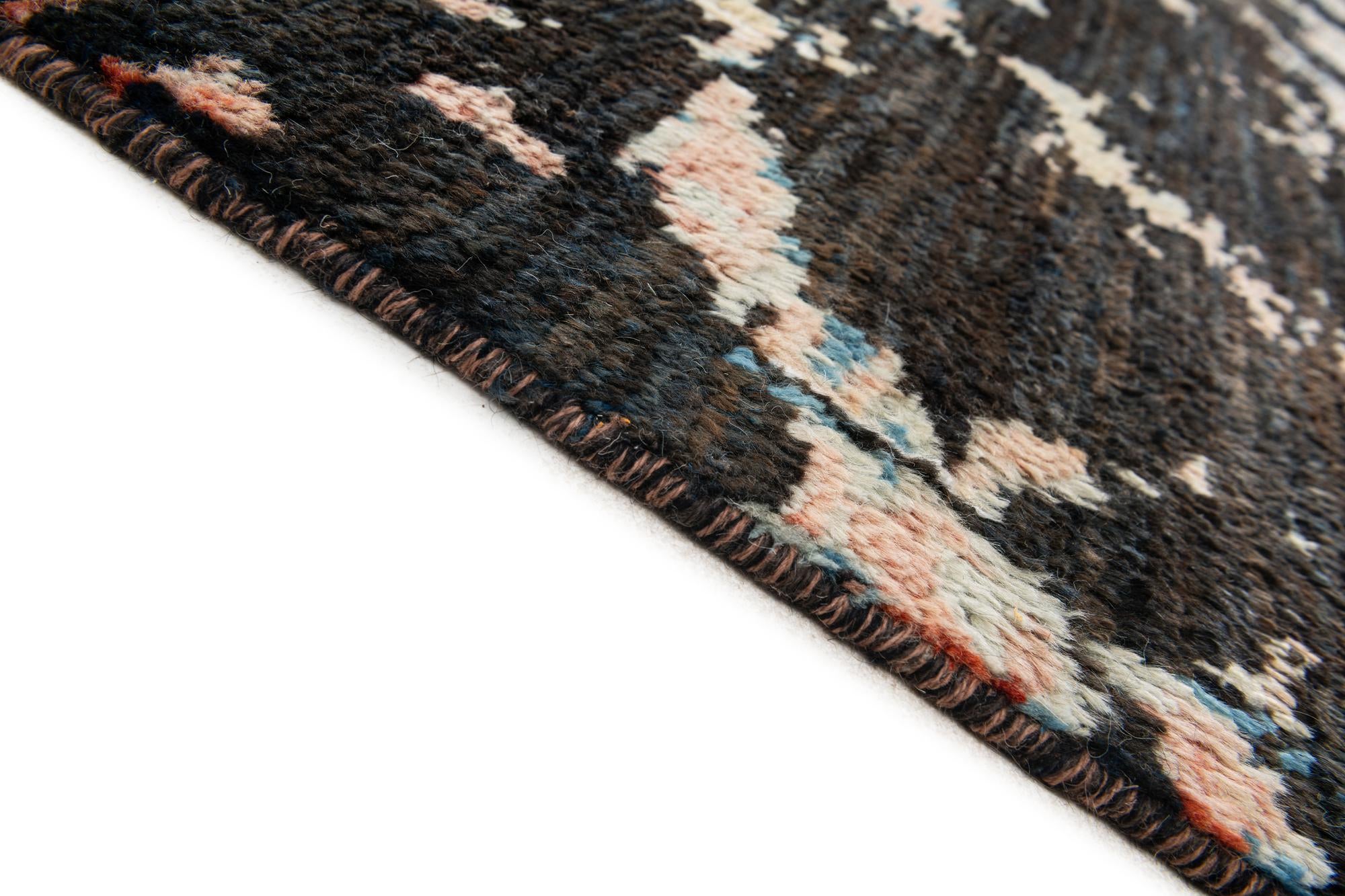 10' 6 x 14' 7 Hand Knotted Darya Rug